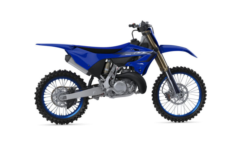 YAMAHA YZ250 2023 pieno