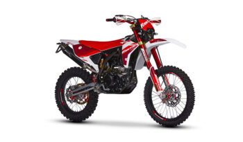 Fantic XEF 250 TRAIL 2023 pieno