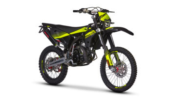 Fantic XE 50 PERFORMANCE 2023 pieno