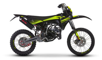 Fantic XE 50 PERFORMANCE 2023 pieno