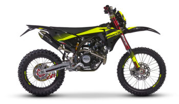 Fantic XEF 125 COMPETITION 2023 pieno