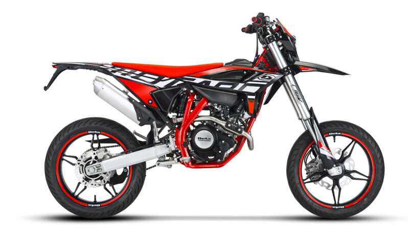 Beta RR MOTARD 4T 125 LC 2023 pieno