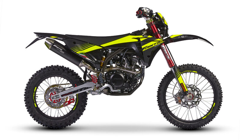 Fantic XEF 250 TRAIL 2023 pieno