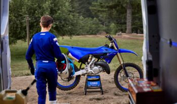 YAMAHA YZ125 2024 pieno